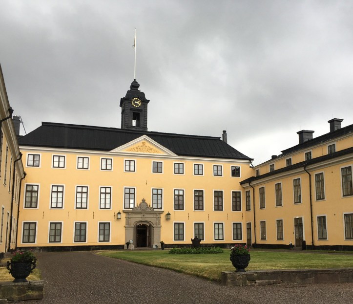 6C3A5593-F6B6-425C-A820-EF1825E94547