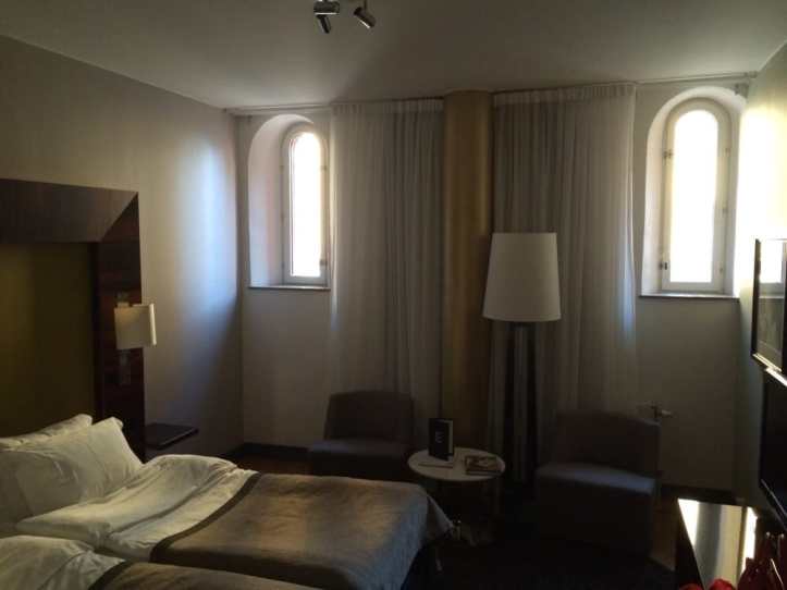 C66AA975-CC1C-4221-83E1-EEB241F0A7C4