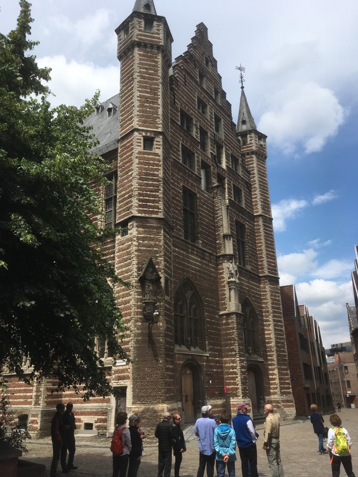 74246728-052F-4BE7-9B93-AB2527EFDEC5