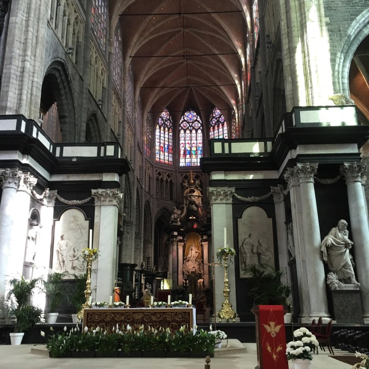 5956F4FE-FA49-4FF5-A38B-AC0719EED781