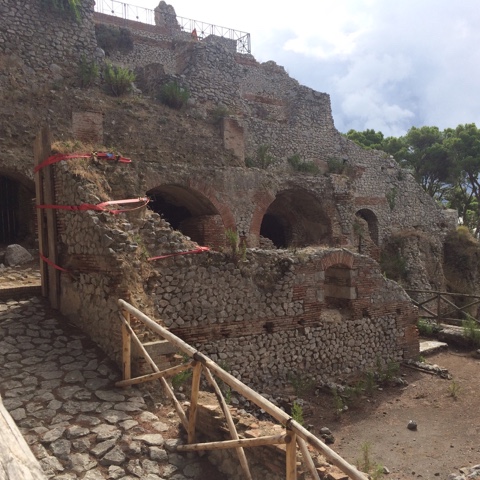 01F769EC-F16F-46C7-9815-D5D17306AFE7