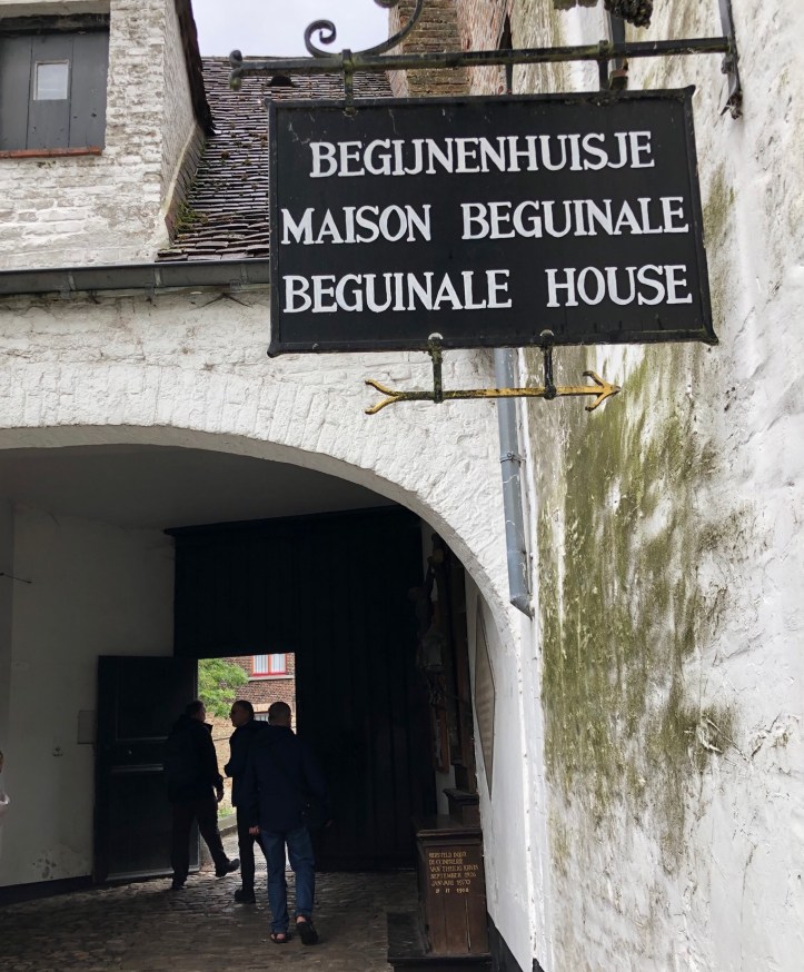 34BB8FE7-EDC0-4A82-ABB1-1315DE2FEA23