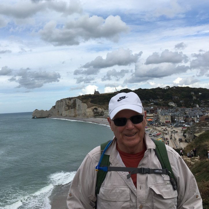 1C358BB7-51FD-435D-A86D-203C8D66E2E5