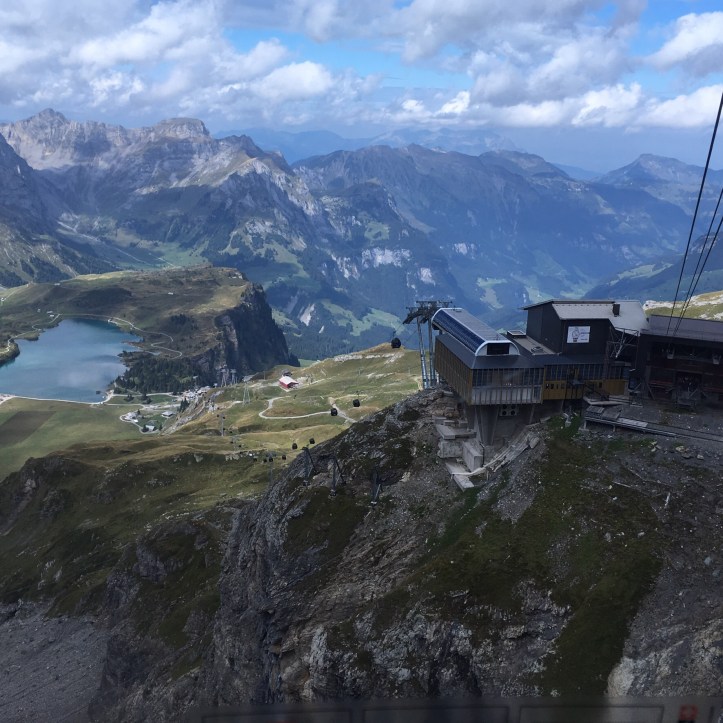 1FFB3A2C-A84D-442C-A034-F7D3458558D4