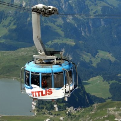 CF8E3C22-D3DE-414F-8740-92456E788E04