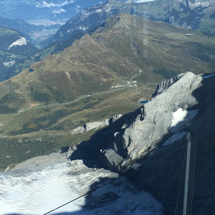 EBD81C84-583F-4270-8349-3585237D4168