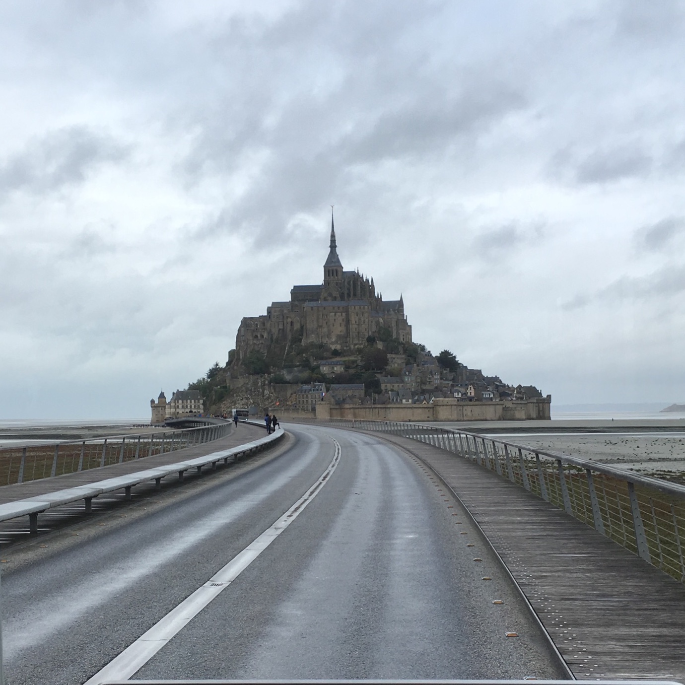 142F4651-3A96-4B72-AE18-10A0DC18A6A3