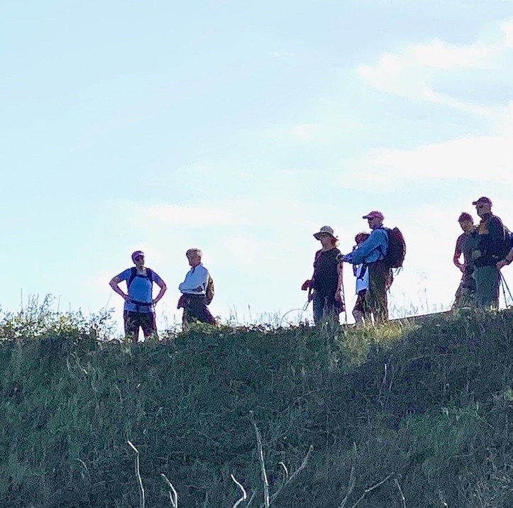 21783EB0-E5F5-451D-BBEA-0F2681390E21