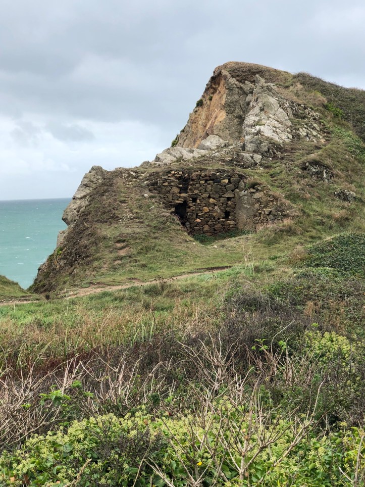 71FBB7C3-8F3A-4D15-B521-EC685082D7CD