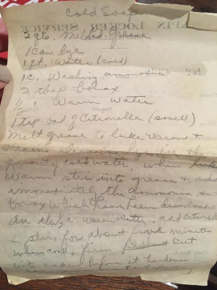 F295D3FA-A2A5-49F7-AA27-3240BBC34E02