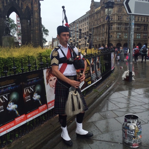 11B6C04D-F5EE-4EF8-A09E-D19BB0F8BC6D