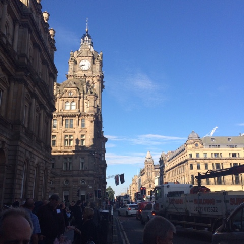 14D00C11-D65B-46E0-96C2-5FF368EB9865