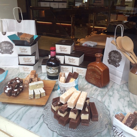 27EB78D5-98FF-47BA-A71F-B948B3F3EB5E