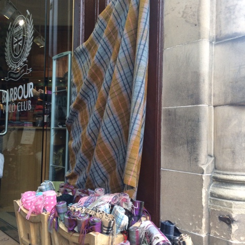 588C78D6-F13E-442D-9273-0C3E8522A8AF